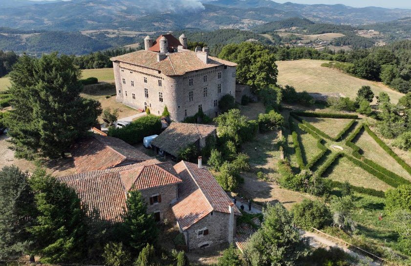 Maisonseule, Saint-Basile, France
