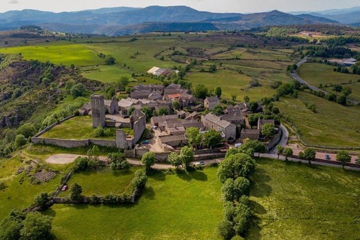 Ponteils-et-Brésis, France, France