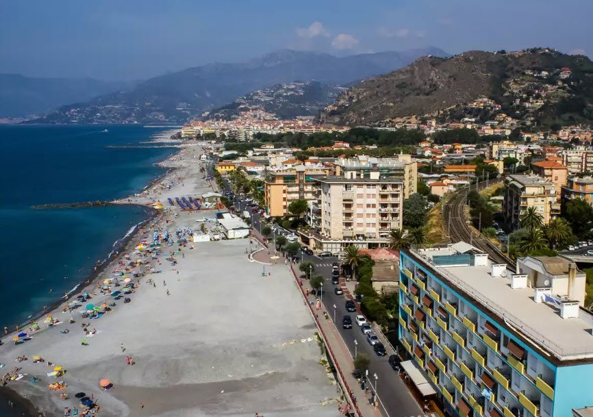 Vallecrosia , Italy