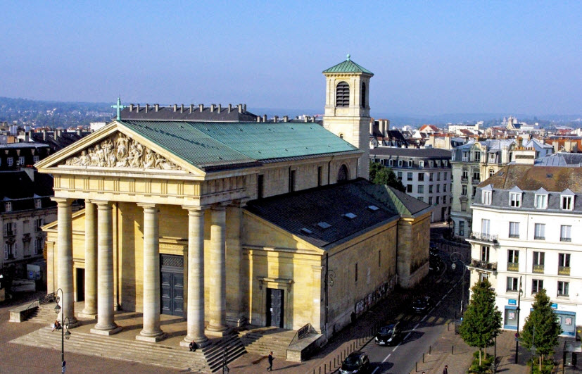 Laye, France