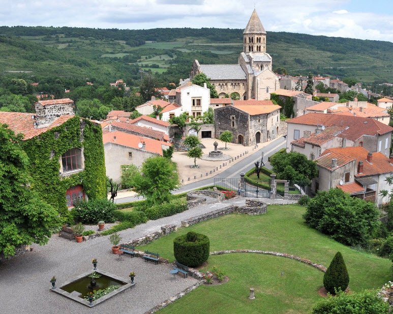 Saint-Saturnin, Puy-de-Dôme, France