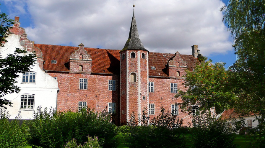Harridslevgaard Slot, Denmark