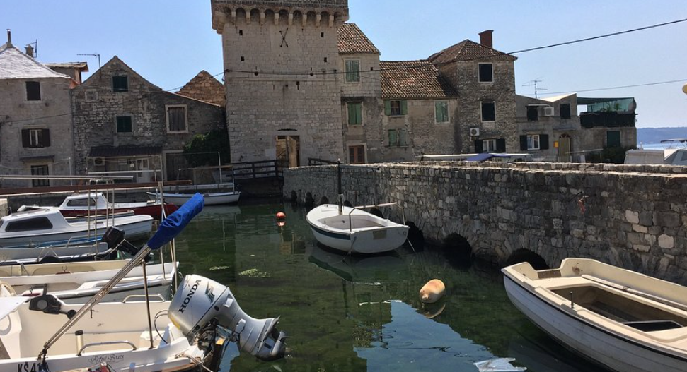 Kaštilac, Croatia