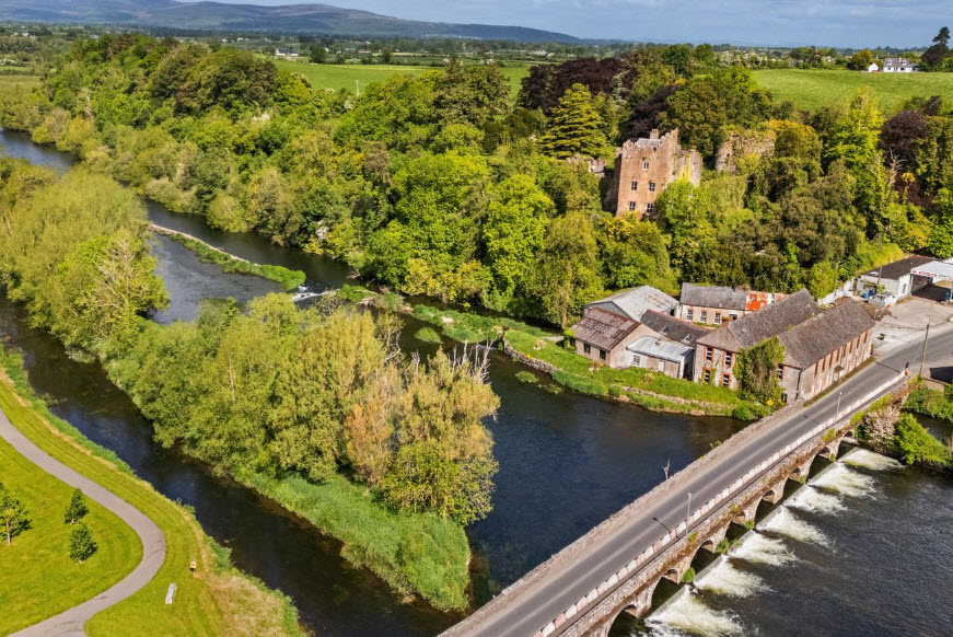 Ardfinnan, Ireland