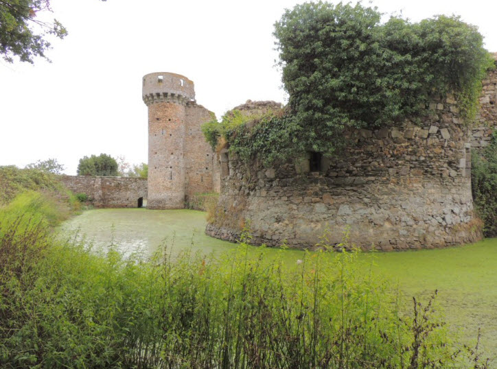 Sanzay, France