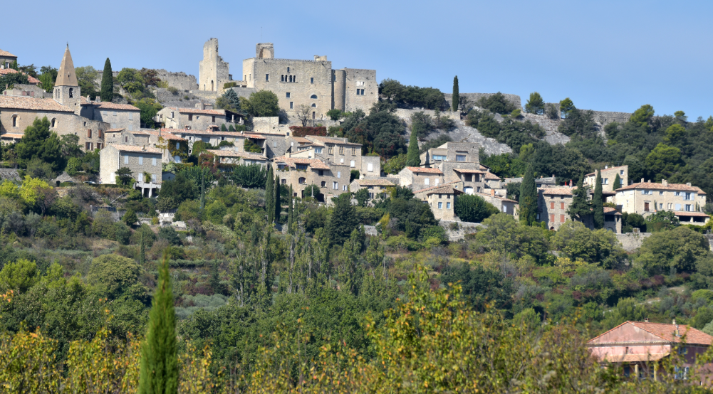 Crestet, France