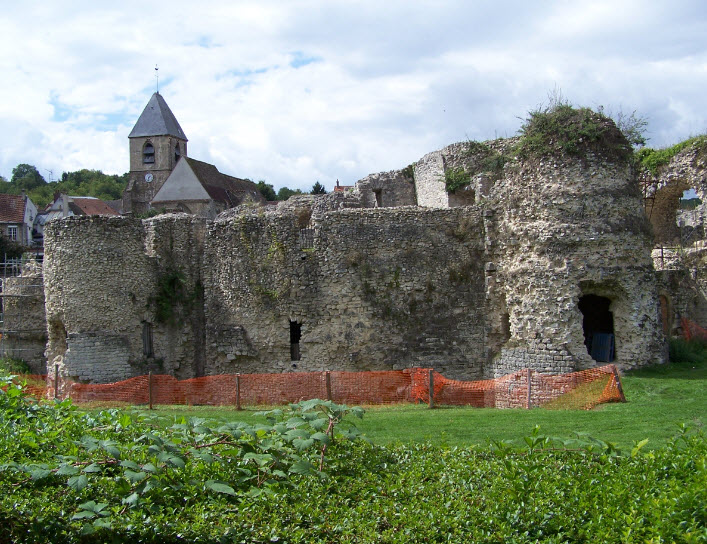 Beynes, France