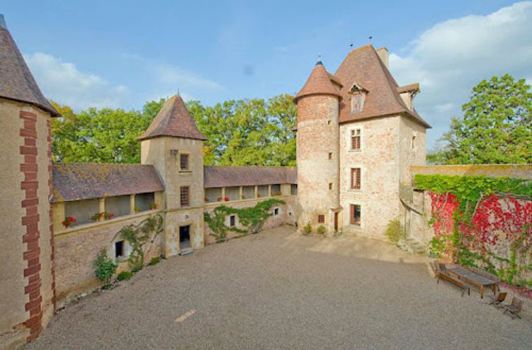 Thoury, France, France