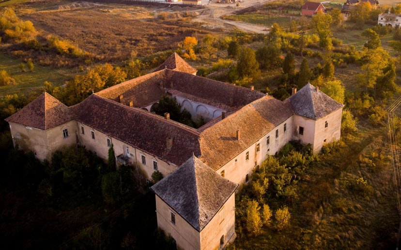 Kornis-Rákóczi-Bethlen Castle, Iernut, Romania, Romania