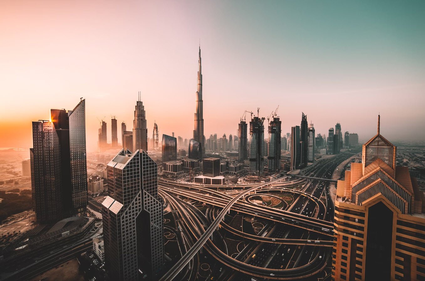 Top 10 Unmissable Attractions in Dubai for First-Time Visitors