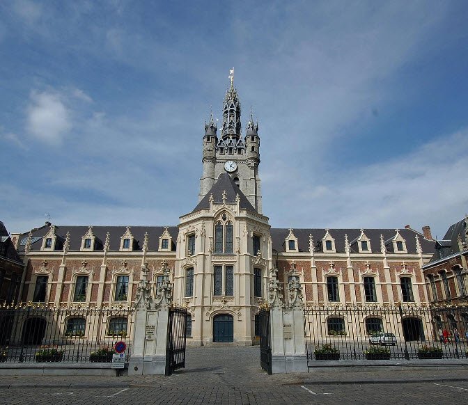 Douai, France, France