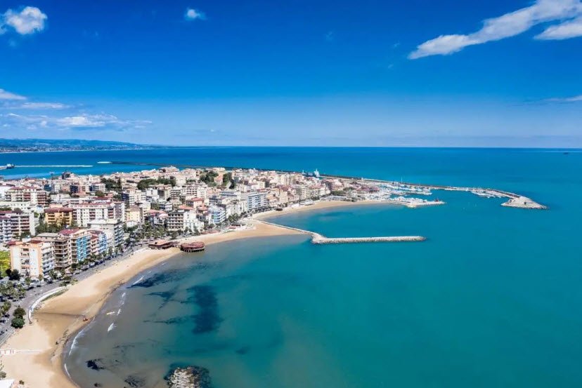 Crucoli, Italy