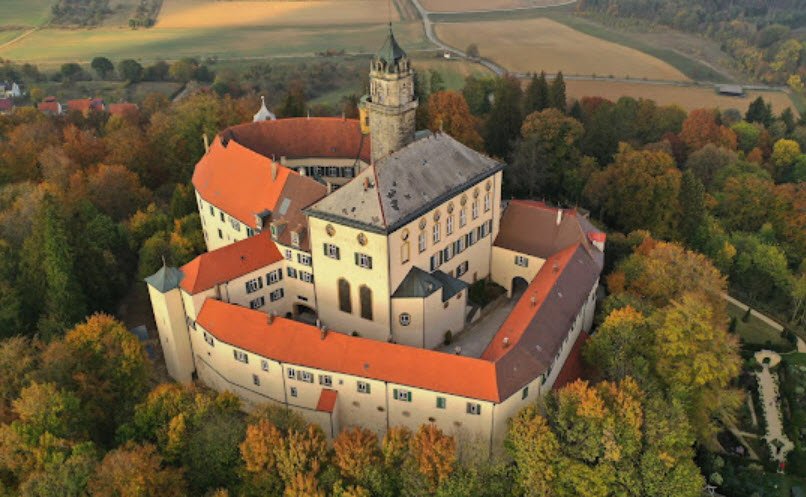 Unterschneidheim, Germany