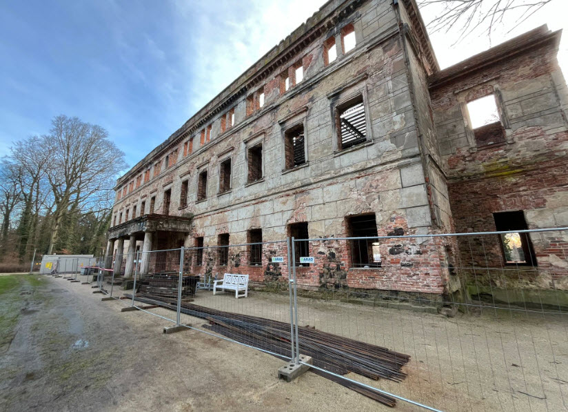 Zatonie, Poland