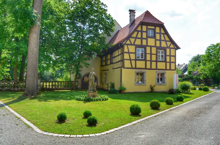 Adelsdorf, Germany