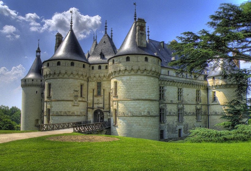 Chaumont-Sur-Loire, France, France