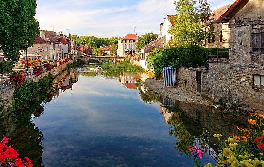 Chacenay, France, France