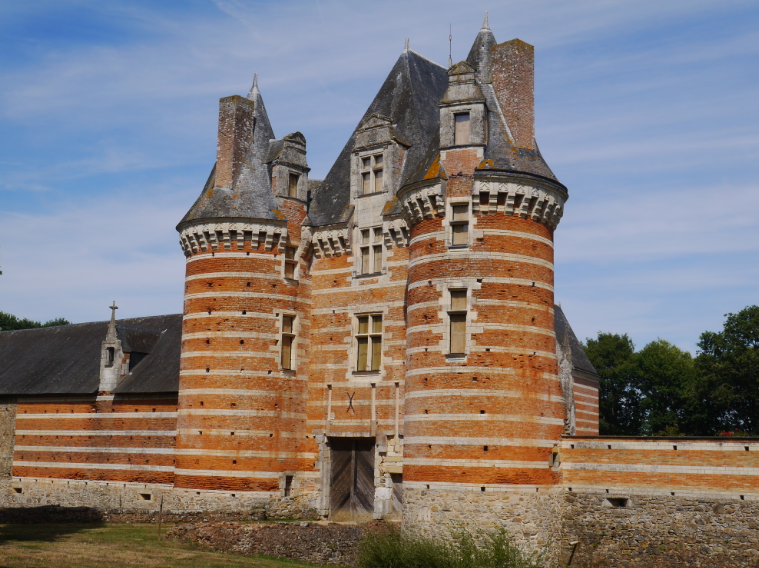 Chateau de Mortiercrolles, France