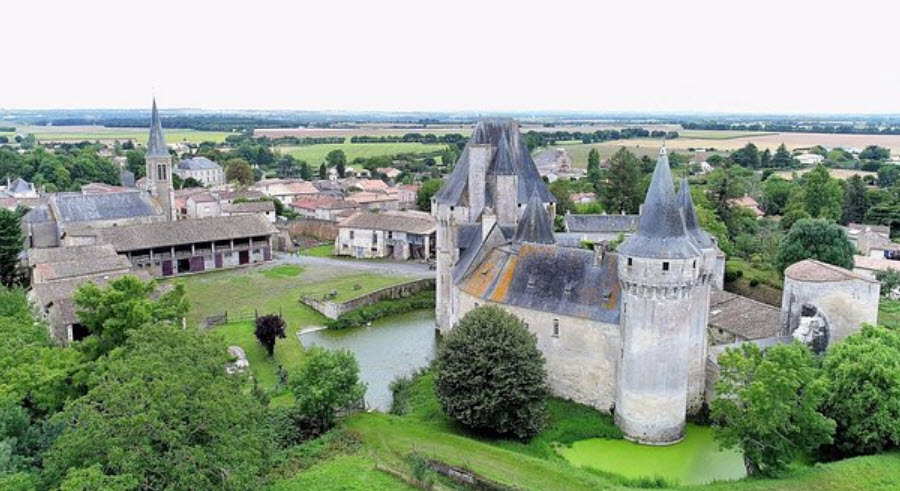 Cherveux, France