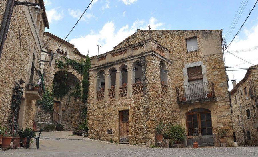 Palau-Sacosta, Spain