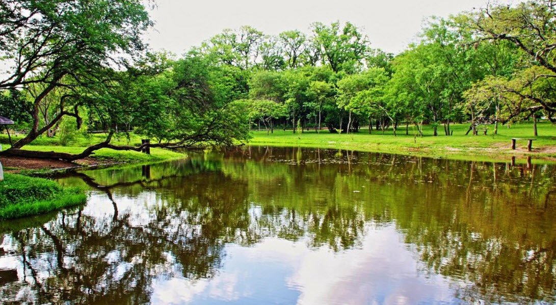 Botanical Garden and Zoo of Asunción, Asunción, Paraguay