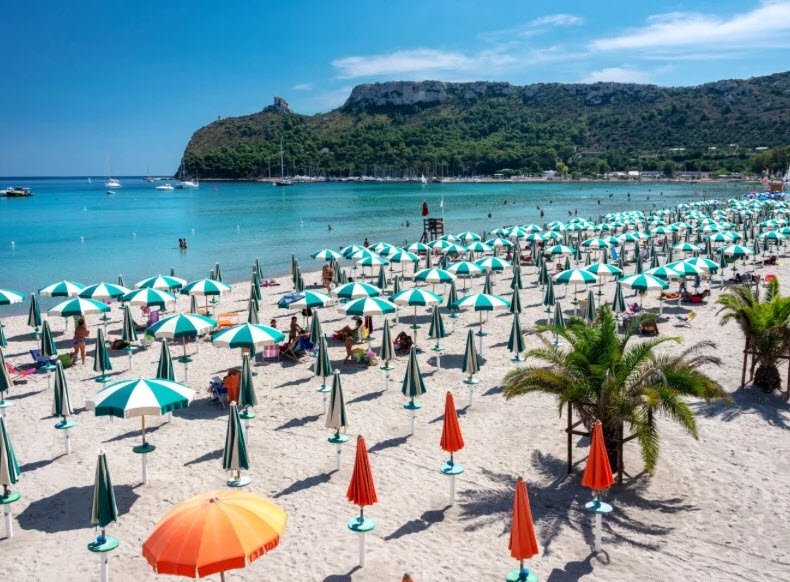 Poetto, Sardinia, Italy