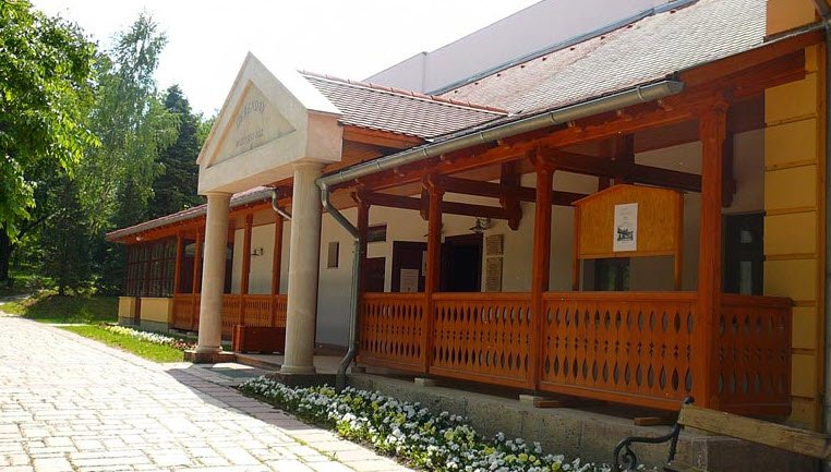 Gerenday Közösségi Ház, Lábatlan, Hungary, Hungary