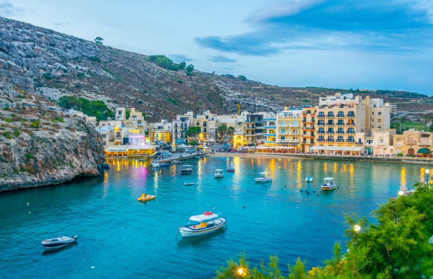 Xlendi, Malta