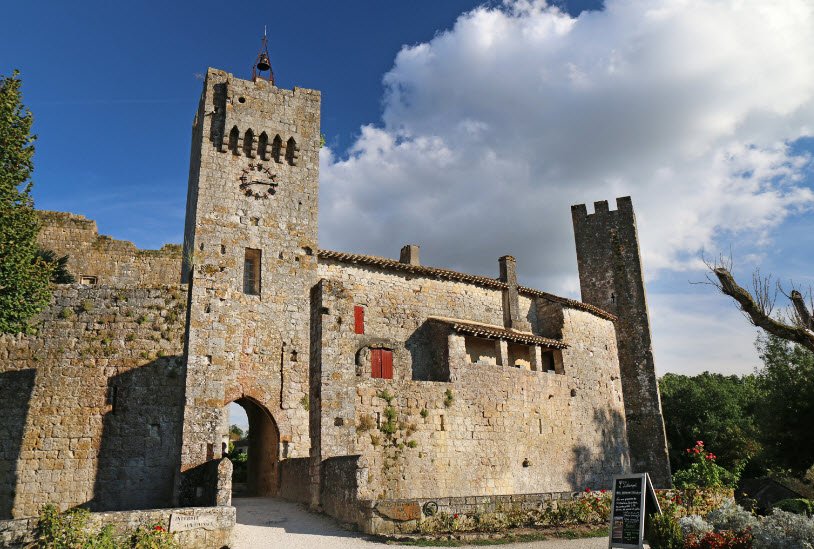 Larressingle, France, France