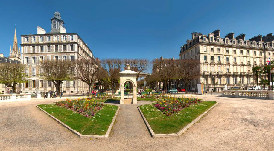 Pau, France