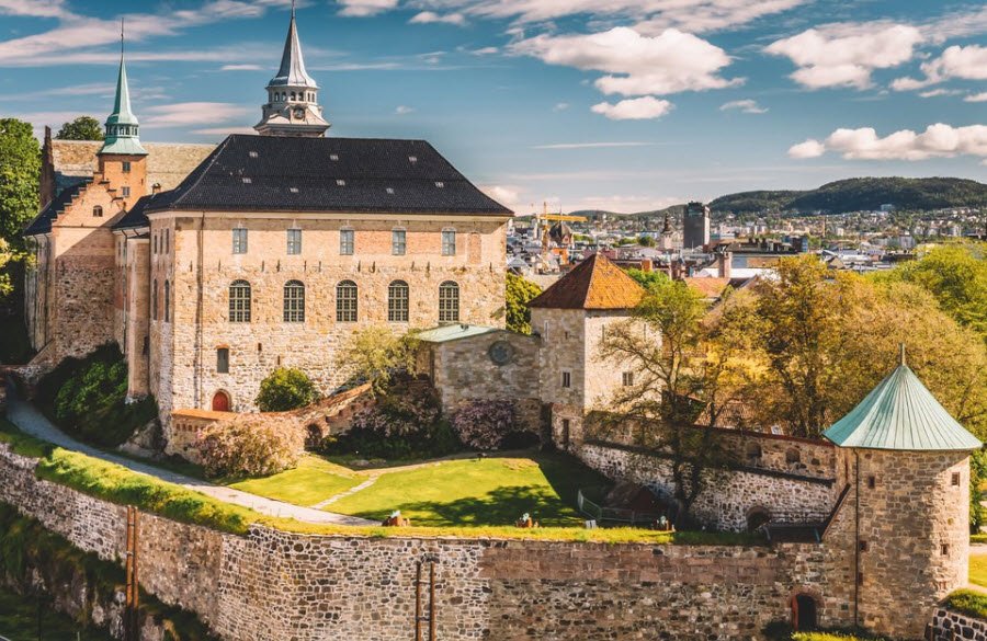 Båhushøgda, Norway