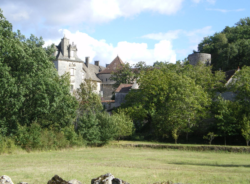 Cénevières, France