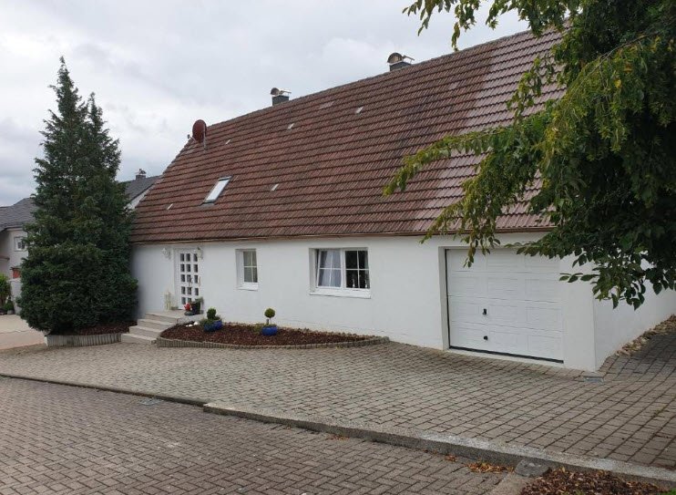 Unterschneidheim, Germany