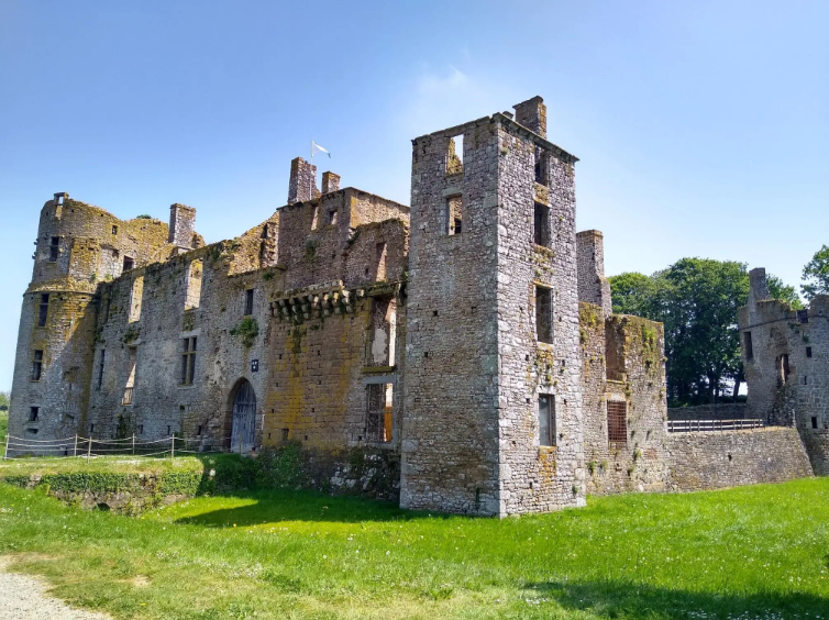 Lassay-les-Châteaux, France
