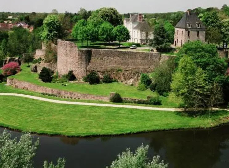Montaigu, France, France