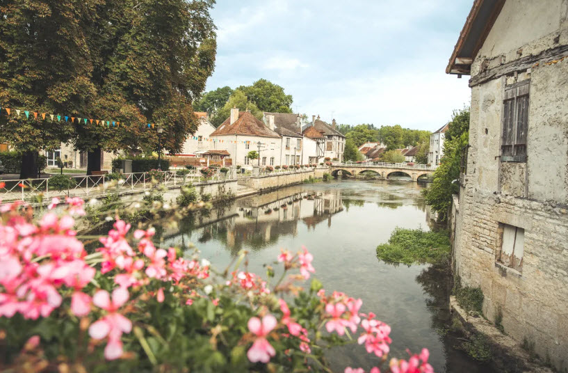 Éguilly, France