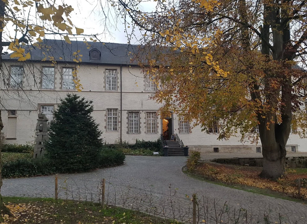 Egmontkasteel, Belgium