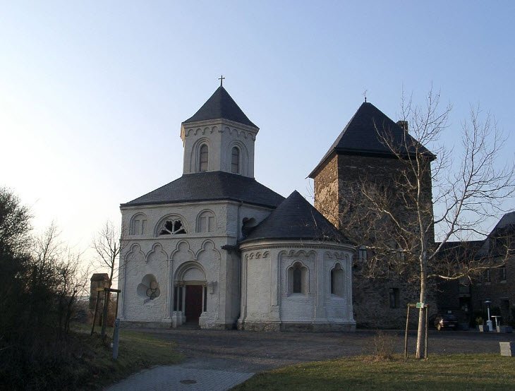 Oberburg, Kobern, Germany