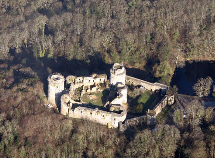 Tonquédec, France