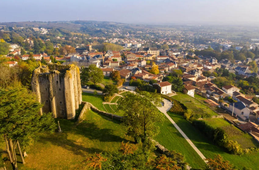 Pouzauges, France