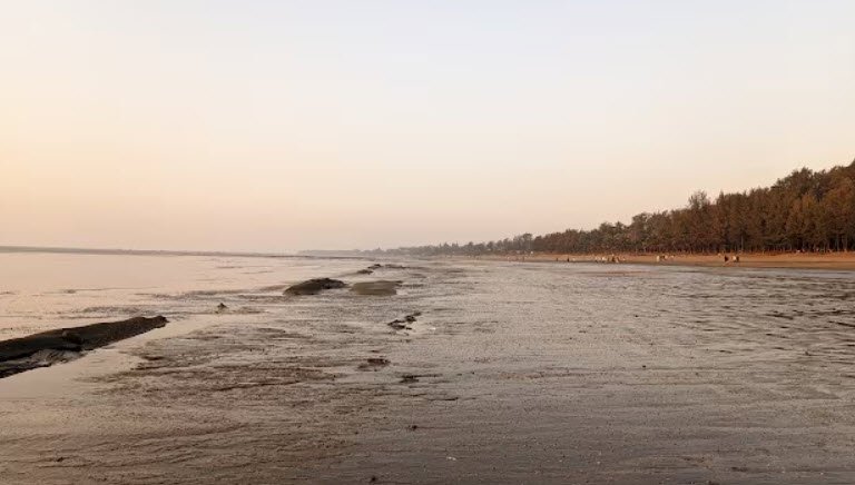 Dahanu , India
