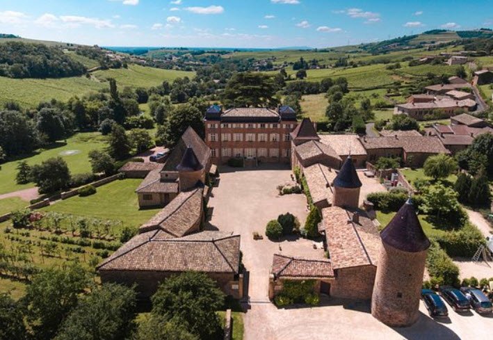 Leynes, France, France