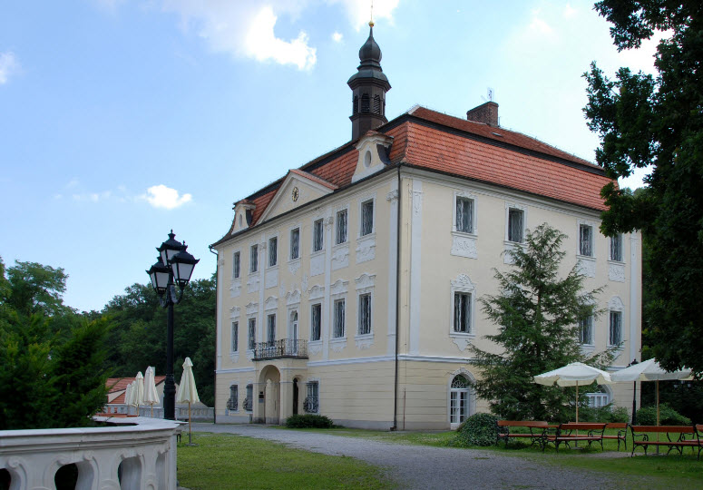 Suchomasty (zámek), Czech Republic (Czechia)