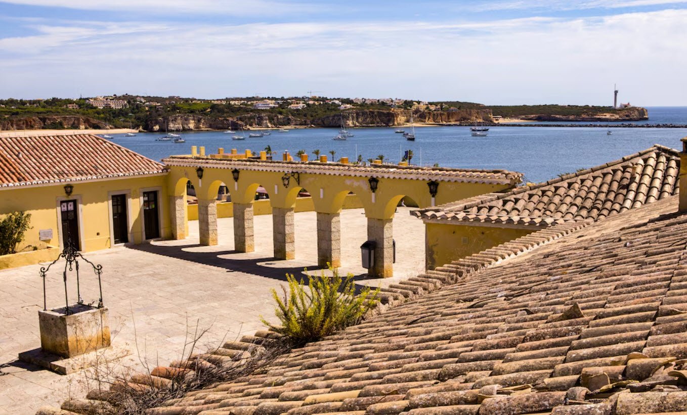 Estômbar, Portugal