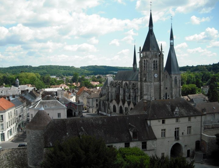 Dourdan, France, France