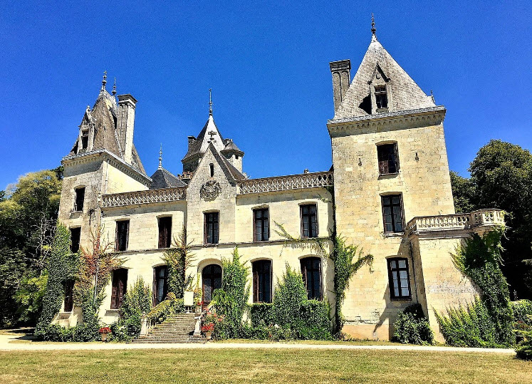 Ternay, France