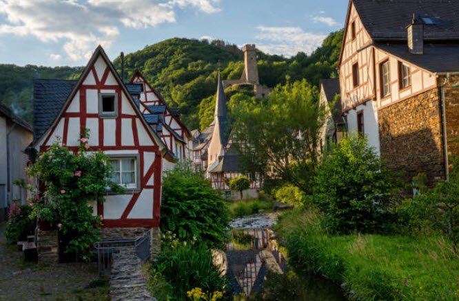 Philippsburg, Monreal, Germany