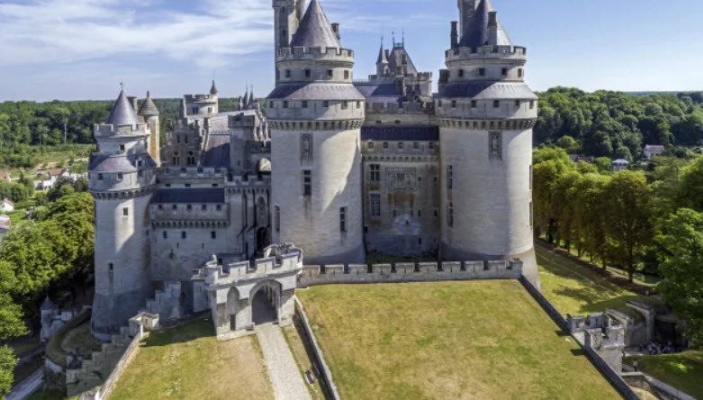 Pierrefonds, Hauts-de-France, France
