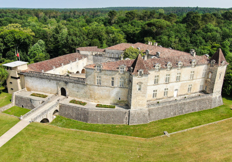 Cazeneuve, France