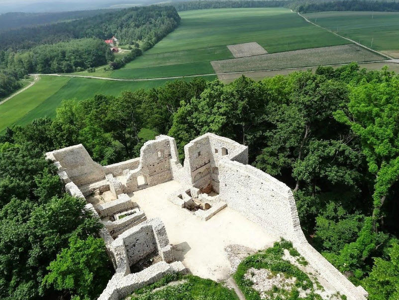 Smoleń, Poland